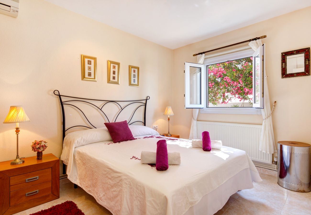 Villa en Calan Porter - Preciosa Villa con piscina privada. Villa en Calan Porter - Preciosa Villa con piscina privada.