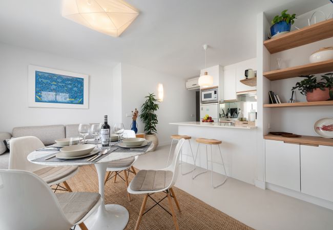 Apartamento en Port d´Alcudia - Nuevo apartamento de diseño frente a la Playa de Alcudia, WIFI, AA, Netflix, ... Apartamento en Port d´Alcudia - Nuevo apartamento de diseño frente a la Playa de Alcudia, WIFI, AA, Netflix, ...