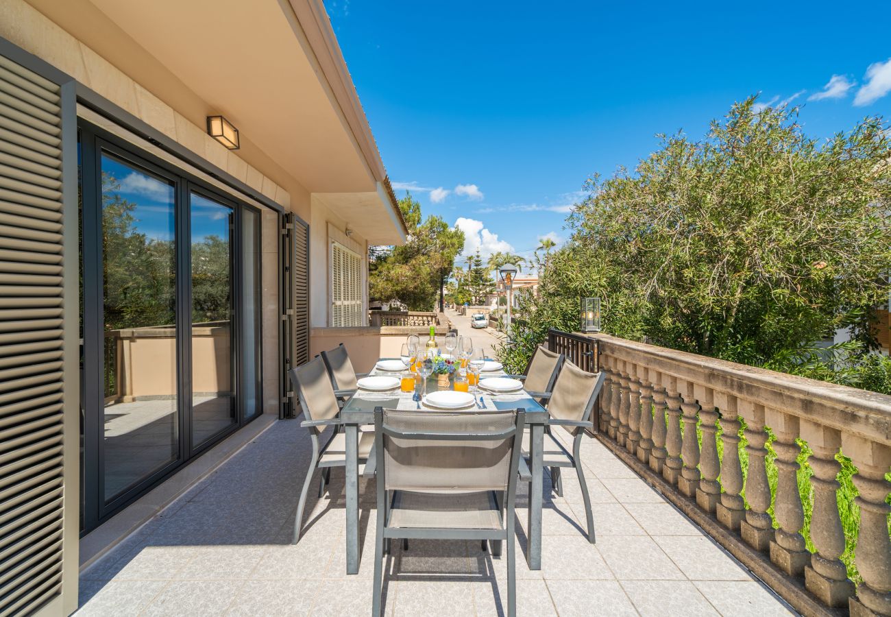 Villa en Playa de Muro - Villa Natura Park House at Platja de Muro by BeBreeze