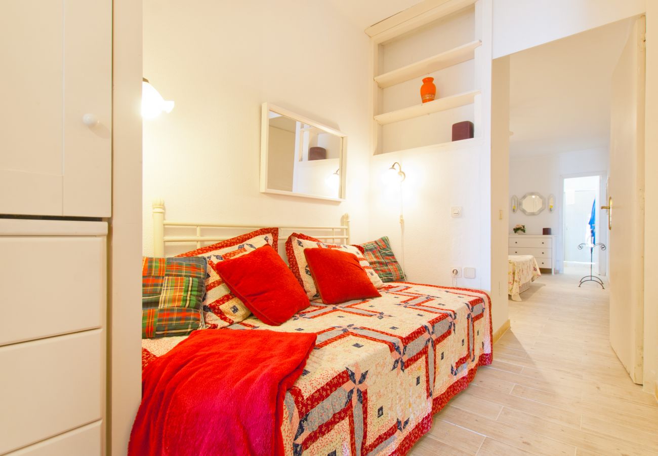 Apartamento en Alcúdia - Apartment Oiza Sand Castle 24 by BeBreeze