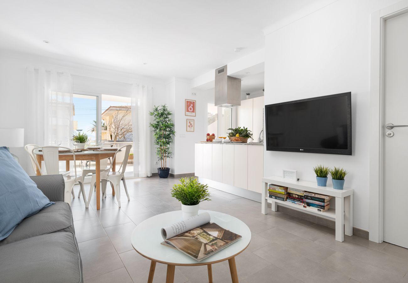 Apartamento en Alcúdia - Apartment Concha at the beach by BeBreeze