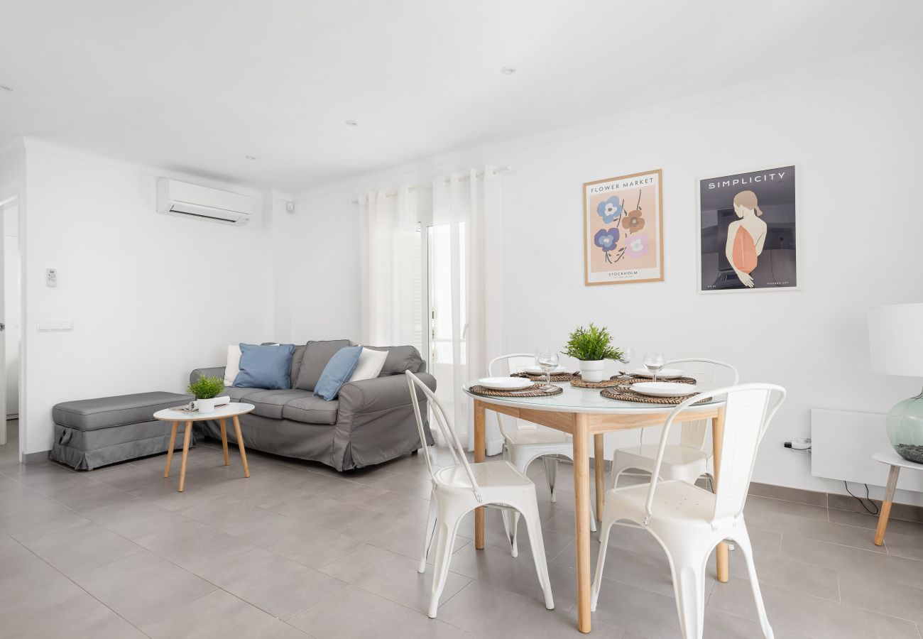 Apartamento en Alcúdia - Apartment Concha at the beach by BeBreeze