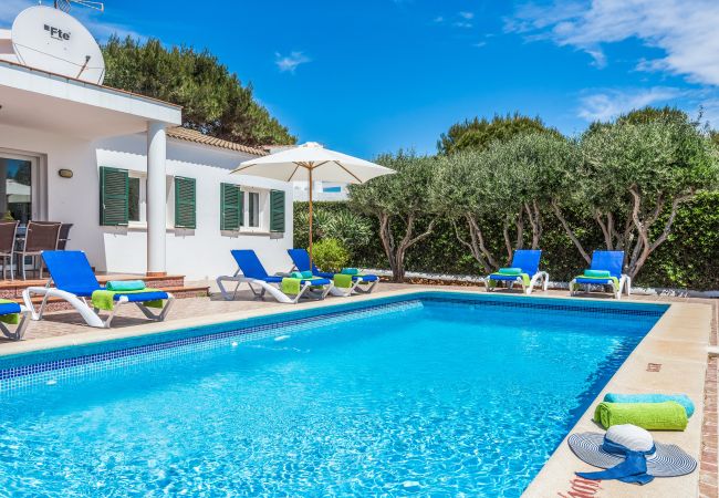 Villa en Cala´n Blanes - Menorca Velasco Villa en Cala´n Blanes - Menorca Velasco