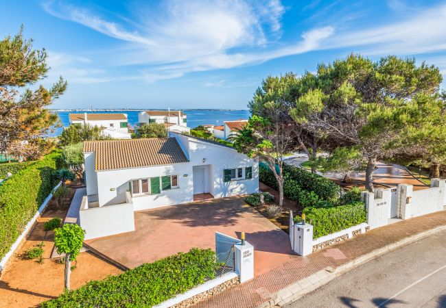 Villa en Cala´n Blanes - Menorca Velasco Villa en Cala´n Blanes - Menorca Velasco