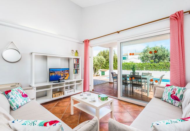 Villa en Cala´n Blanes - Menorca Velasco Villa en Cala´n Blanes - Menorca Velasco