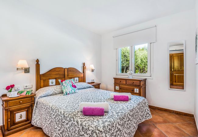 Villa en Cala´n Blanes - Menorca Velasco Villa en Cala´n Blanes - Menorca Velasco