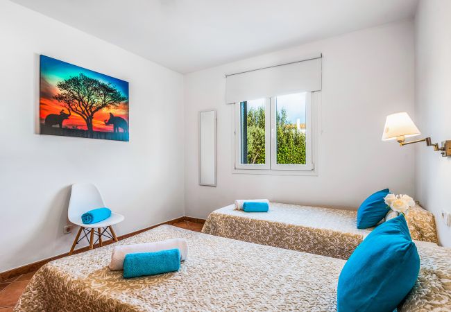 Villa en Cala´n Blanes - Menorca Velasco Villa en Cala´n Blanes - Menorca Velasco