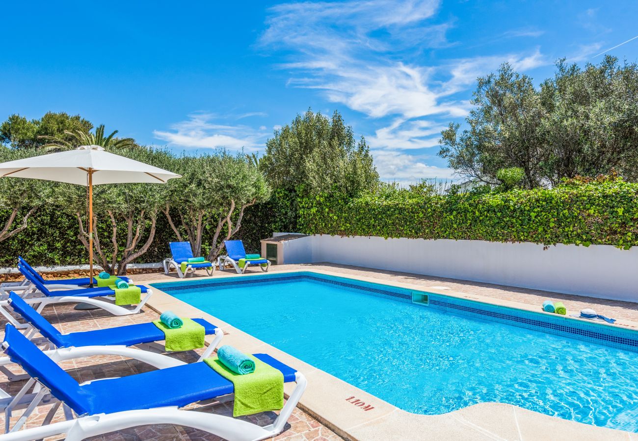Villa en Cala´n Blanes - Menorca Velasco Villa en Cala´n Blanes - Menorca Velasco