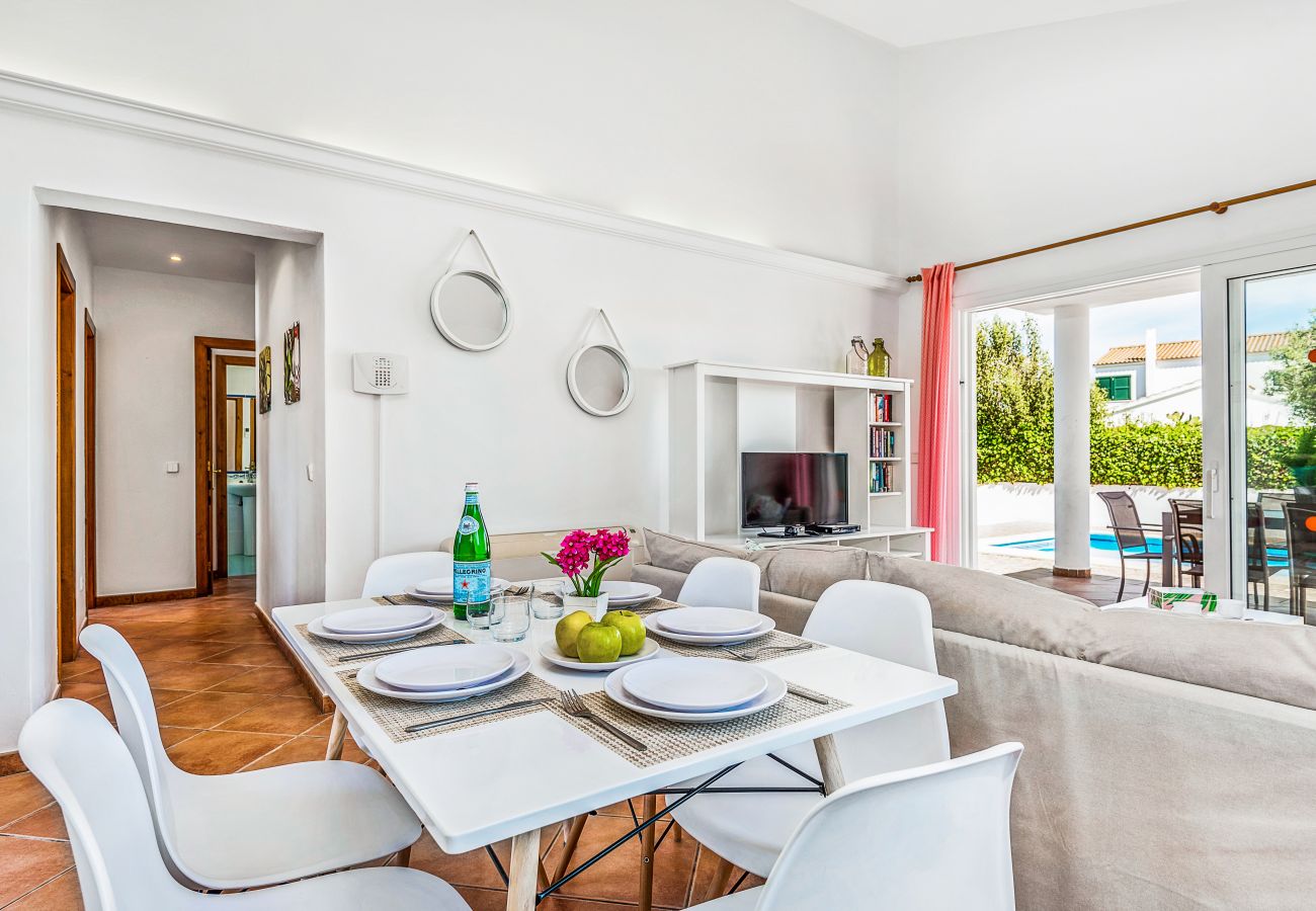 Villa en Cala´n Blanes - Menorca Velasco Villa en Cala´n Blanes - Menorca Velasco