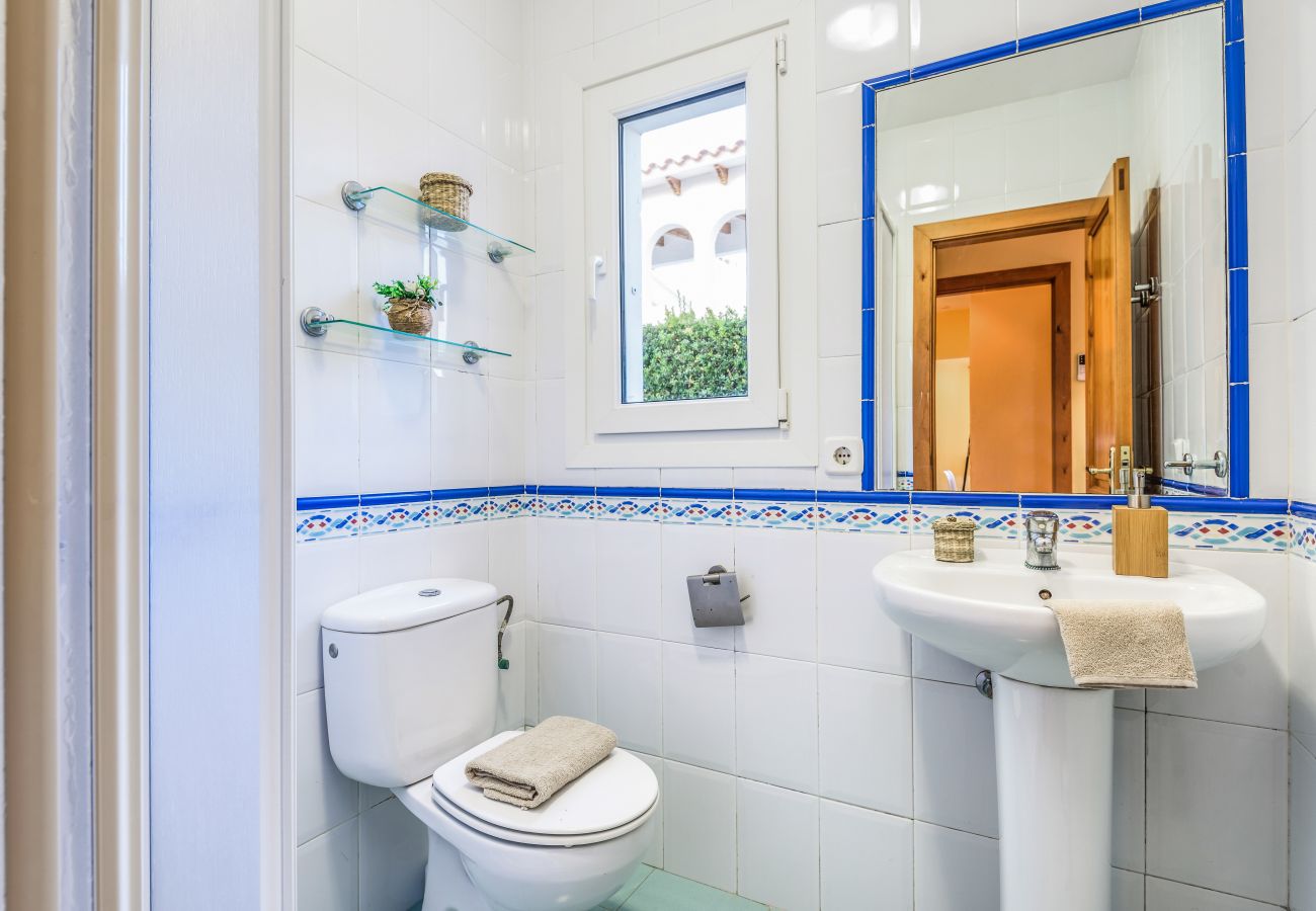 Villa en Cala´n Blanes - Menorca Velasco Villa en Cala´n Blanes - Menorca Velasco