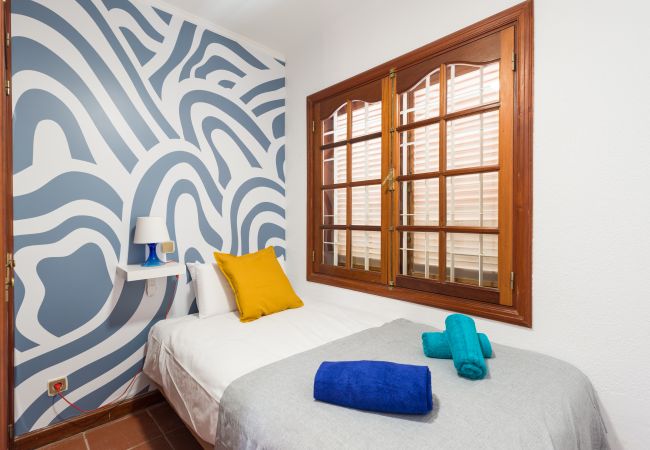 Chalet en San Bartolomé de Tirajana - Casa Gran Canaria - Piscina Privada climatizada y sala juegos Chalet en San Bartolomé de Tirajana - Casa Gran Canaria - Piscina Privada climatizada y sala juegos