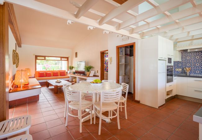 Chalet en San Bartolomé de Tirajana - Casa Gran Canaria - Piscina Privada climatizada y sala juegos Chalet en San Bartolomé de Tirajana - Casa Gran Canaria - Piscina Privada climatizada y sala juegos