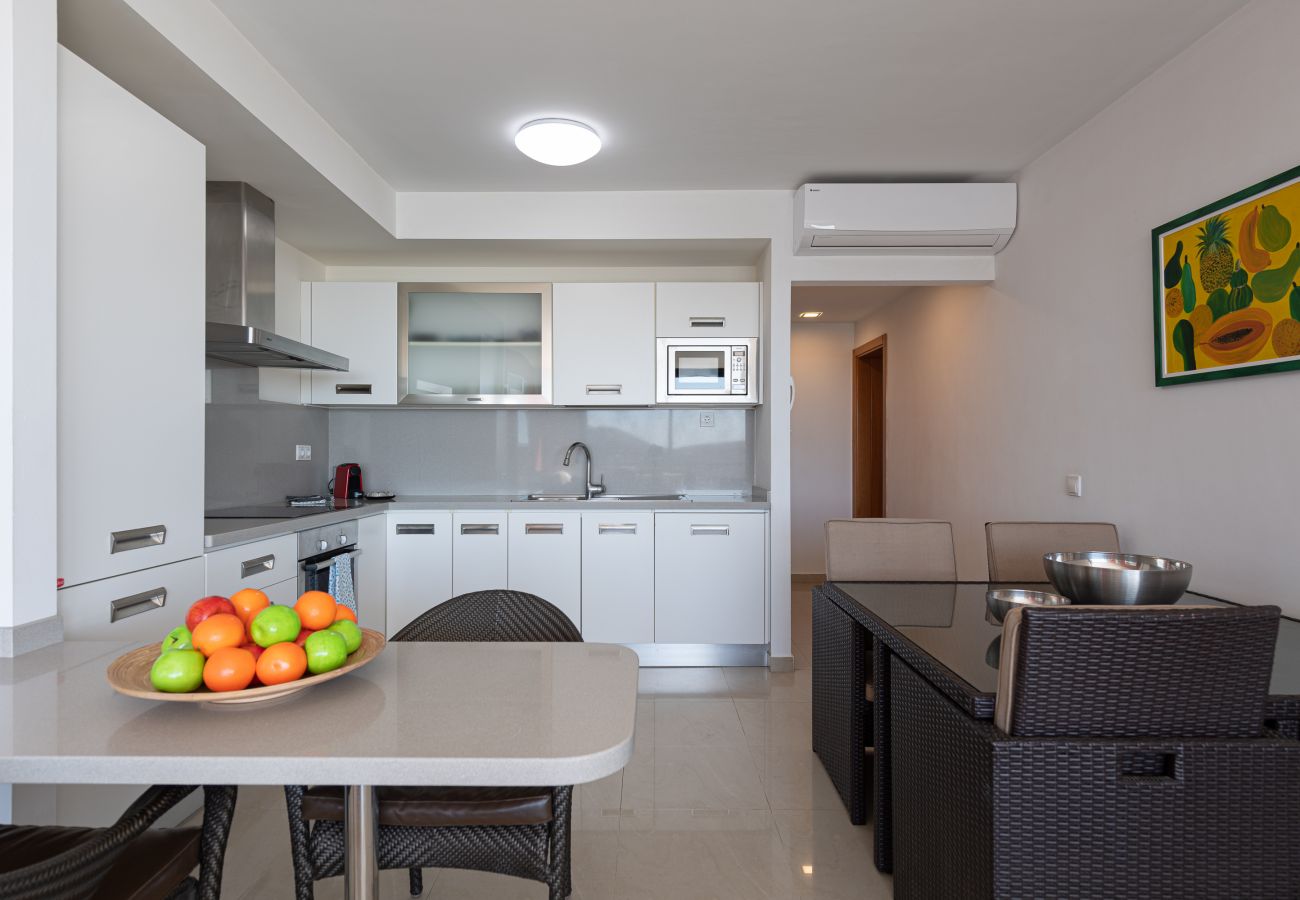 Villa en San Bartolomé de Tirajana - Espectacular villa con piscina privada, vistas al mar, barbacoa y entorno de relax