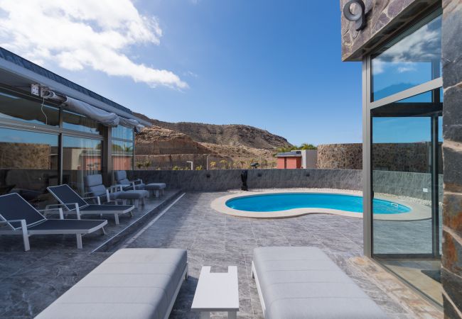 Casa en Mogán - Espectacular casa con piscina privada climatizada en paraíso  Casa en Mogán - Espectacular casa con piscina privada climatizada en paraíso