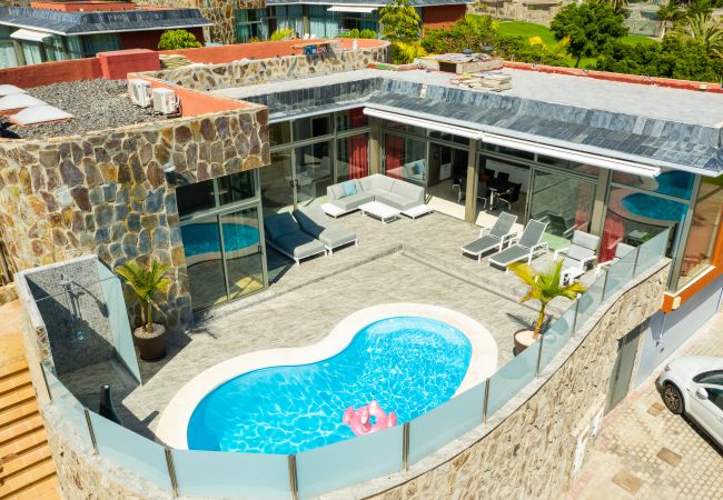 Casa en Mogán - Espectacular casa con piscina privada climatizada en paraíso  Casa en Mogán - Espectacular casa con piscina privada climatizada en paraíso