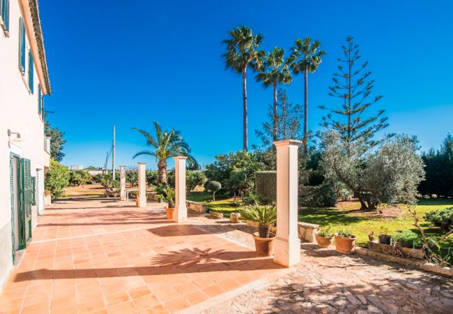 Villa en Llubi - Can Rafelino Villa en Llubi - Can Rafelino