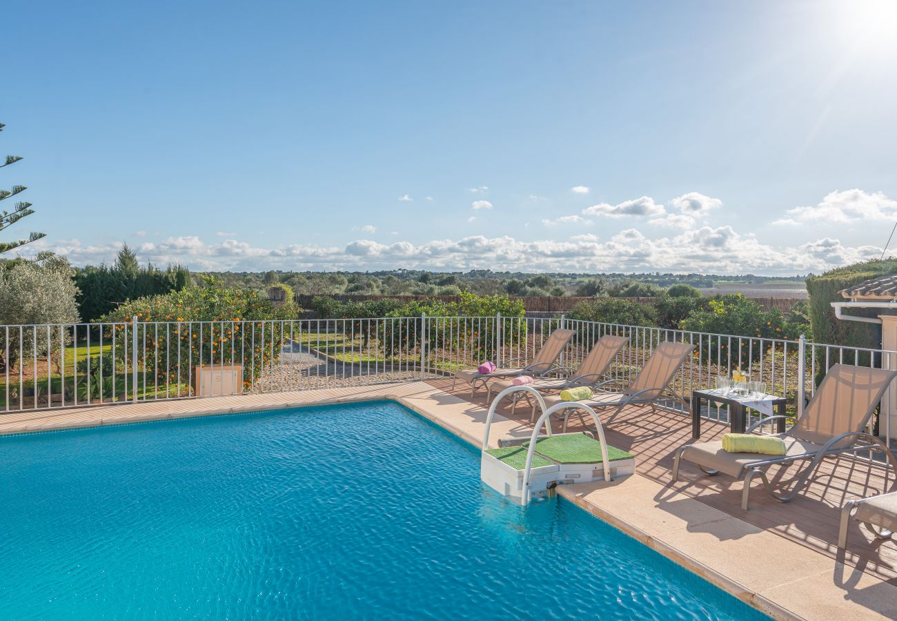 Villa en Llubi - Can Rafelino Villa en Llubi - Can Rafelino