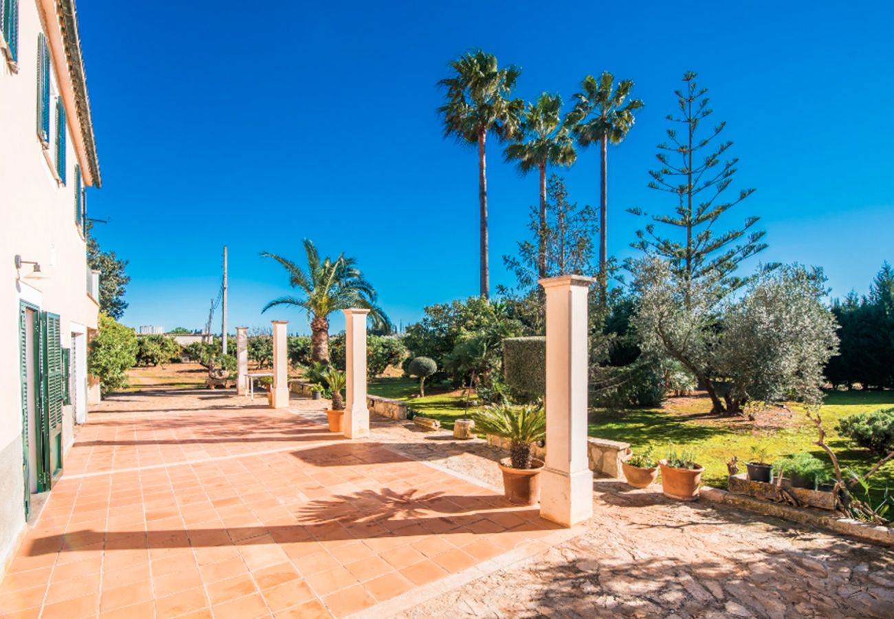 Villa en Llubi - Can Rafelino Villa en Llubi - Can Rafelino