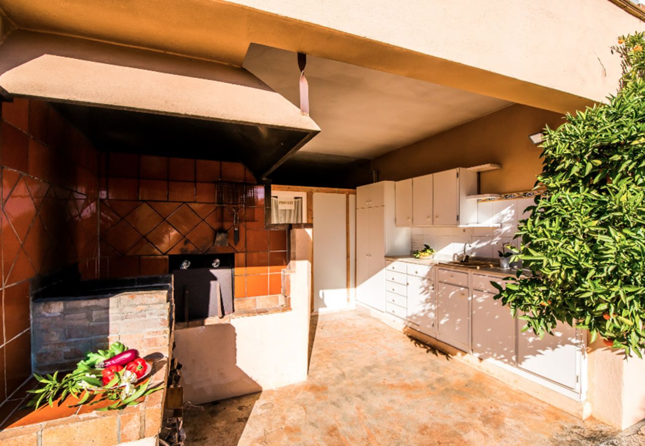 Villa en Llubi - Can Rafelino Villa en Llubi - Can Rafelino