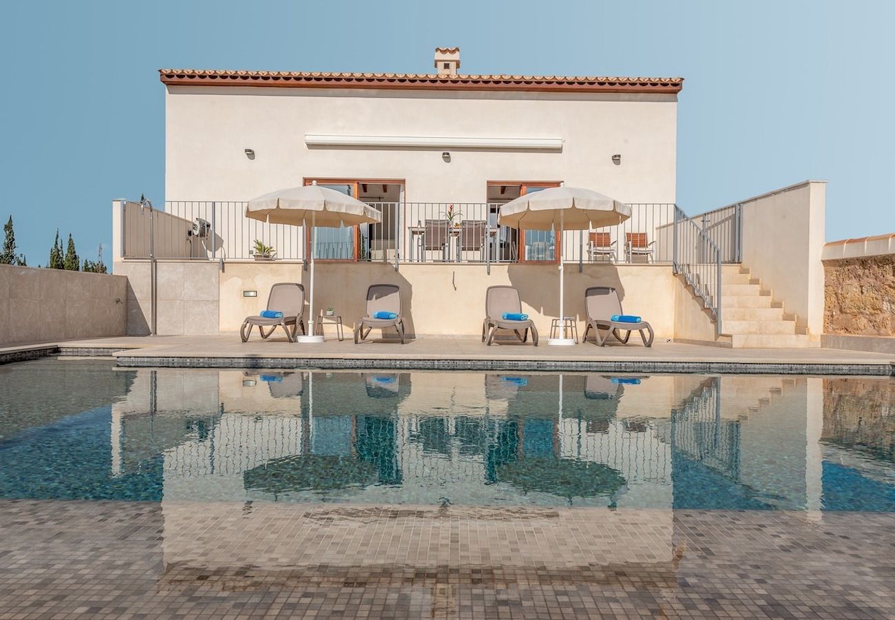 Casa en Inca - Villa Son Vivot by BeBreeze
