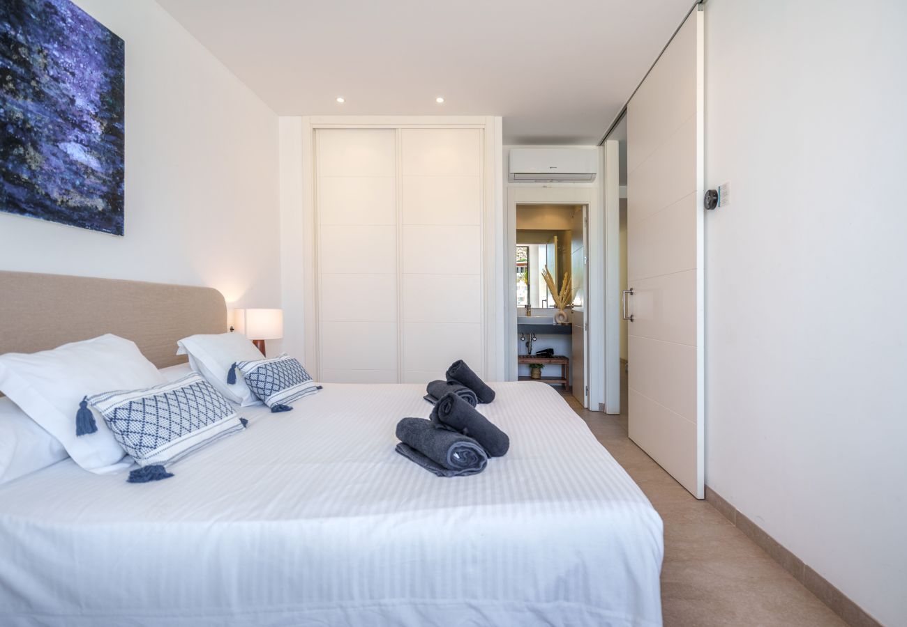 Apartamento en Cala Sant Vicenç - Apartment Mirador Blue K by BeBreeze