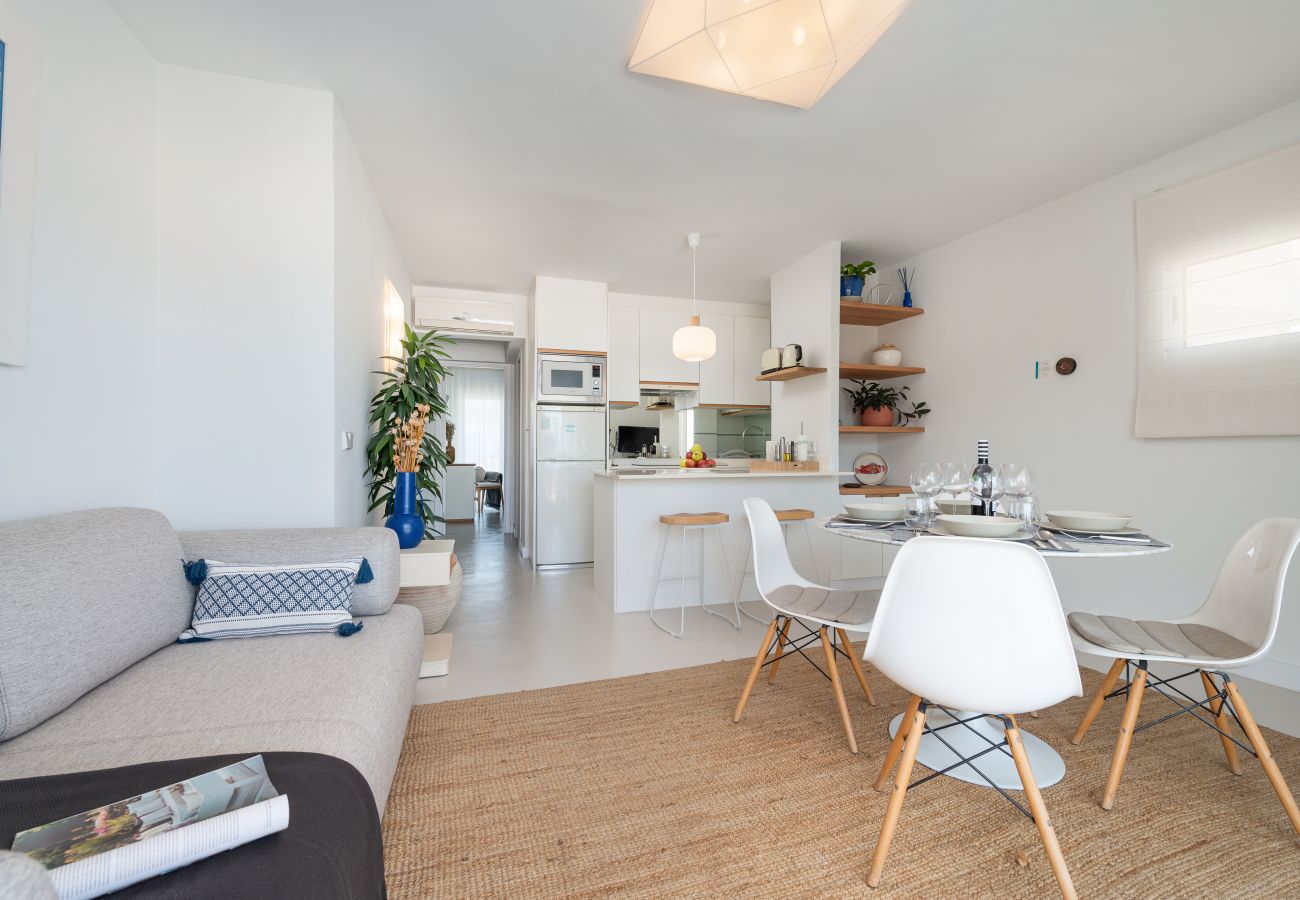 Ferienwohnung in Port d´Alcudia - Blue View, New designer apartment in front of Alcudia Beach, WIFI, AA, Netflix, ... by BeBreeze