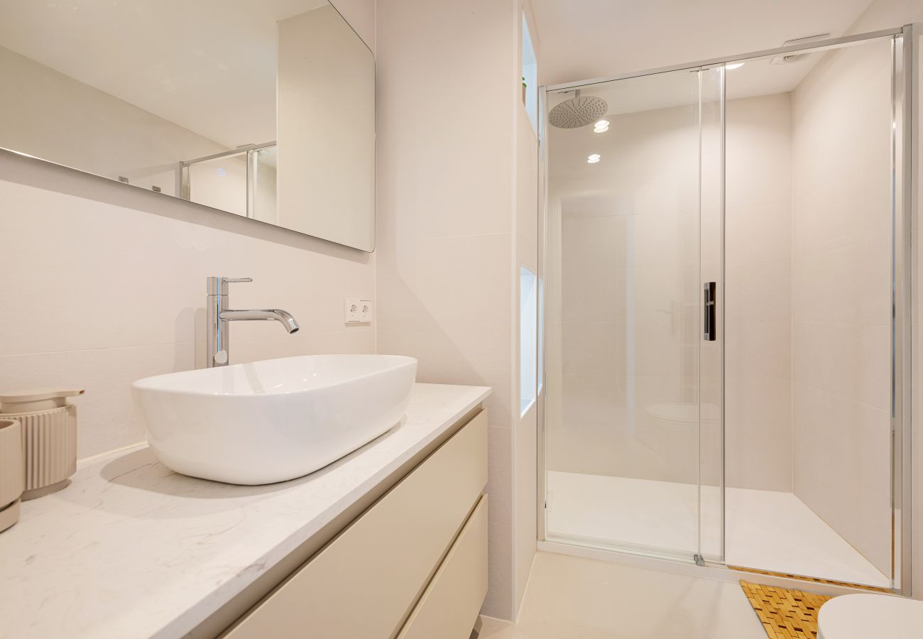 Ferienwohnung in Port d´Alcudia - Blue View, New designer apartment in front of Alcudia Beach, WIFI, AA, Netflix, ... by BeBreeze