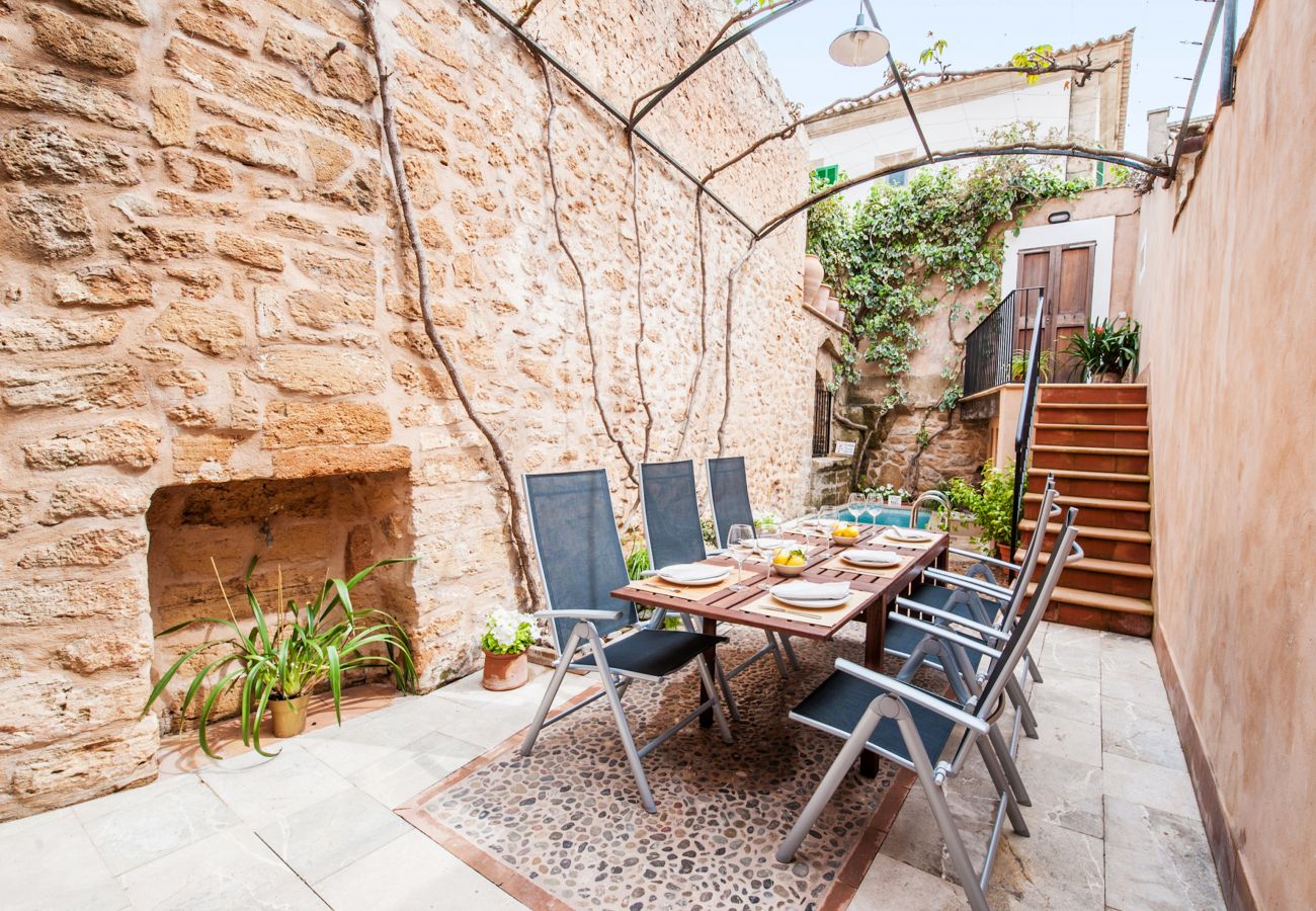 Ferienhaus in Alcudia - Casa con piscina Ca Na Blanca by BeBreeze