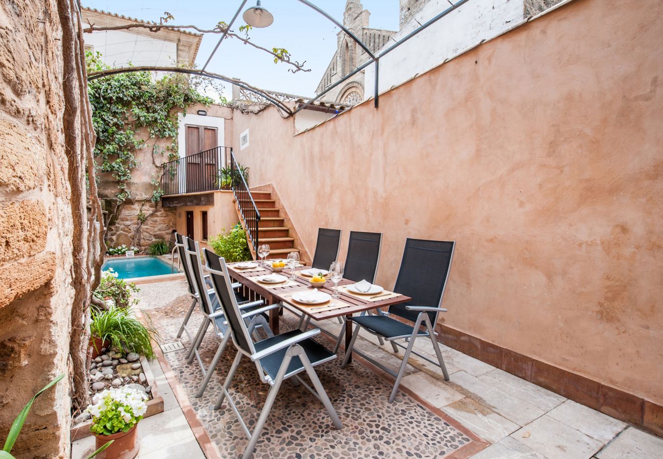 Ferienhaus in Alcudia - Casa con piscina Ca Na Blanca by BeBreeze