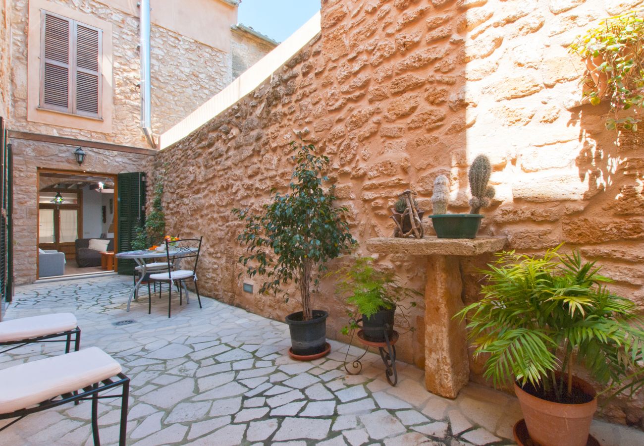 Ferienhaus in Alcudia - Casa Ca Na Polida by BeBreeze