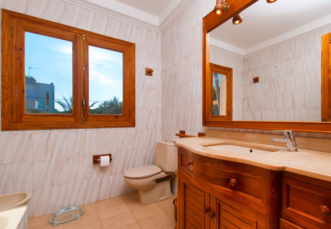 Villa in Alcudia - Villa Tita de Manresa with sea views by BeBreeze