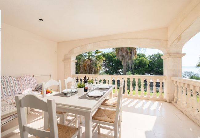 Ferienwohnung in Alcúdia - Countess Attic 3.3 (Sun of the Bay 3) Ferienwohnung in Alcúdia - Countess Attic 3.3 (Sun of the Bay 3)