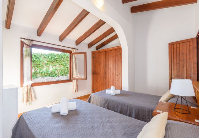 Villa in Calan Porter - FIFI Villa in Calan Porter - FIFI