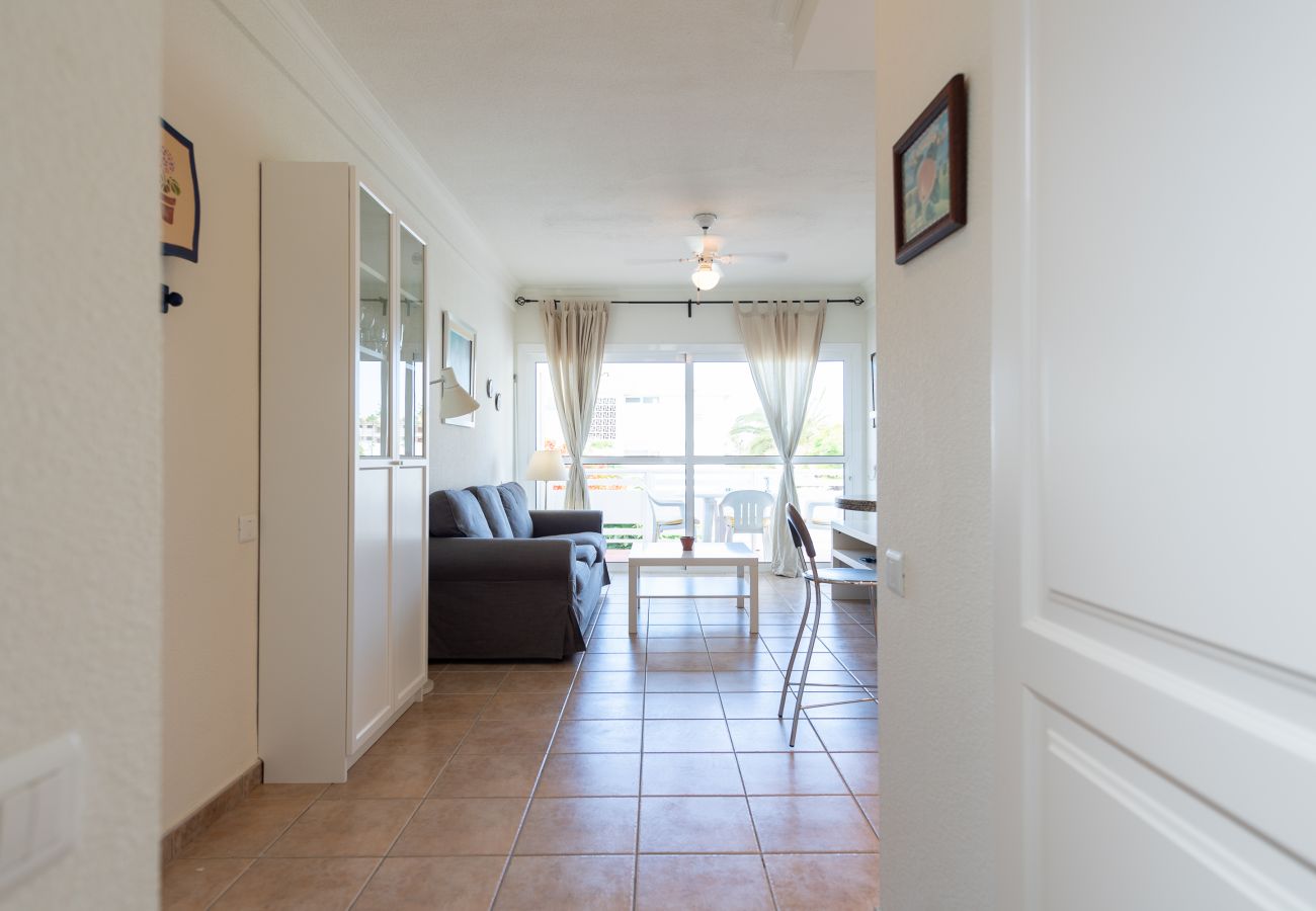 Ferienwohnung in San Bartolomé de Tirajana - Las Adelfas South Beach 5 by CanariasGetaway