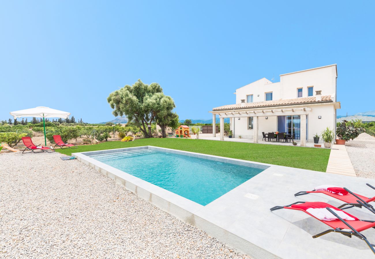 Villa in Llubi - Villa Albaimar Villa in Llubi - Villa Albaimar