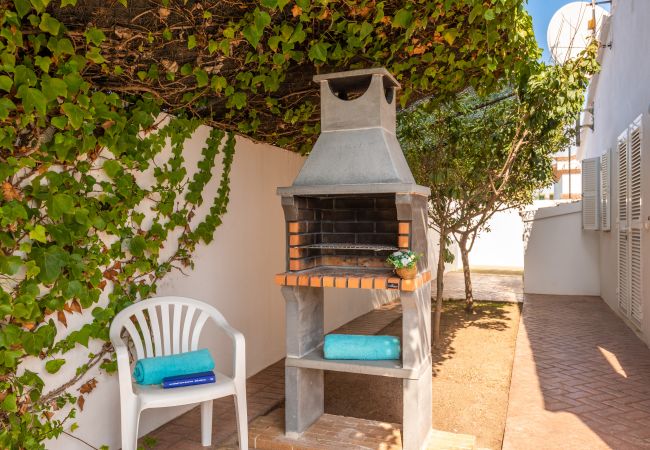 Villa in Cala´n Bosch - VILLA RAQUEL  Villa in Cala´n Bosch - VILLA RAQUEL