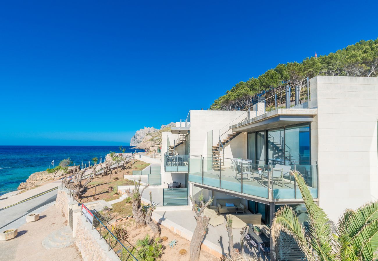 Ferienwohnung in Cala Sant Vicenç - Apartment Mirador Blue Garden F by BeBreeze