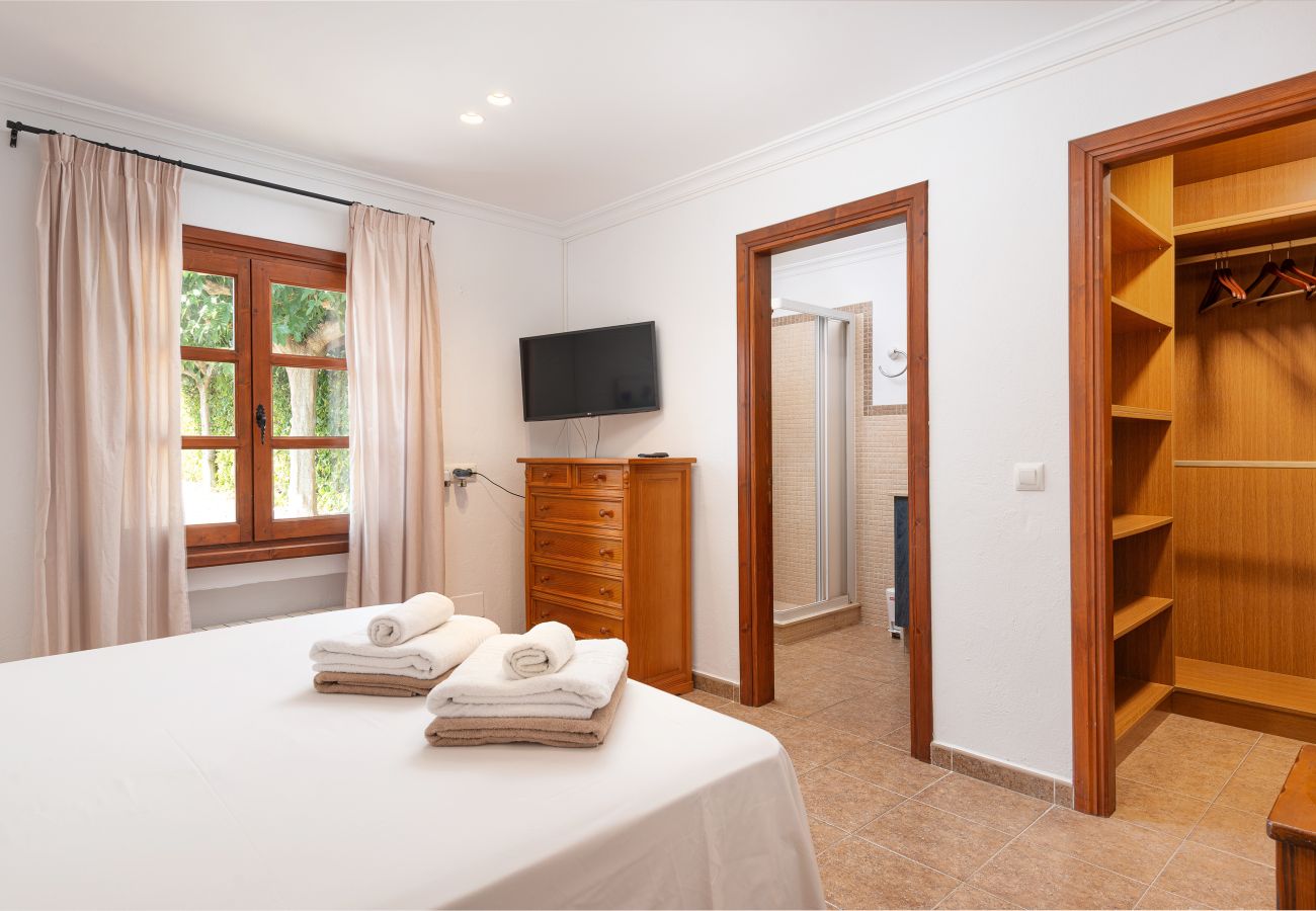 Villa in Alcudia - Villa Pou d'Ambroitx by BeBreeze