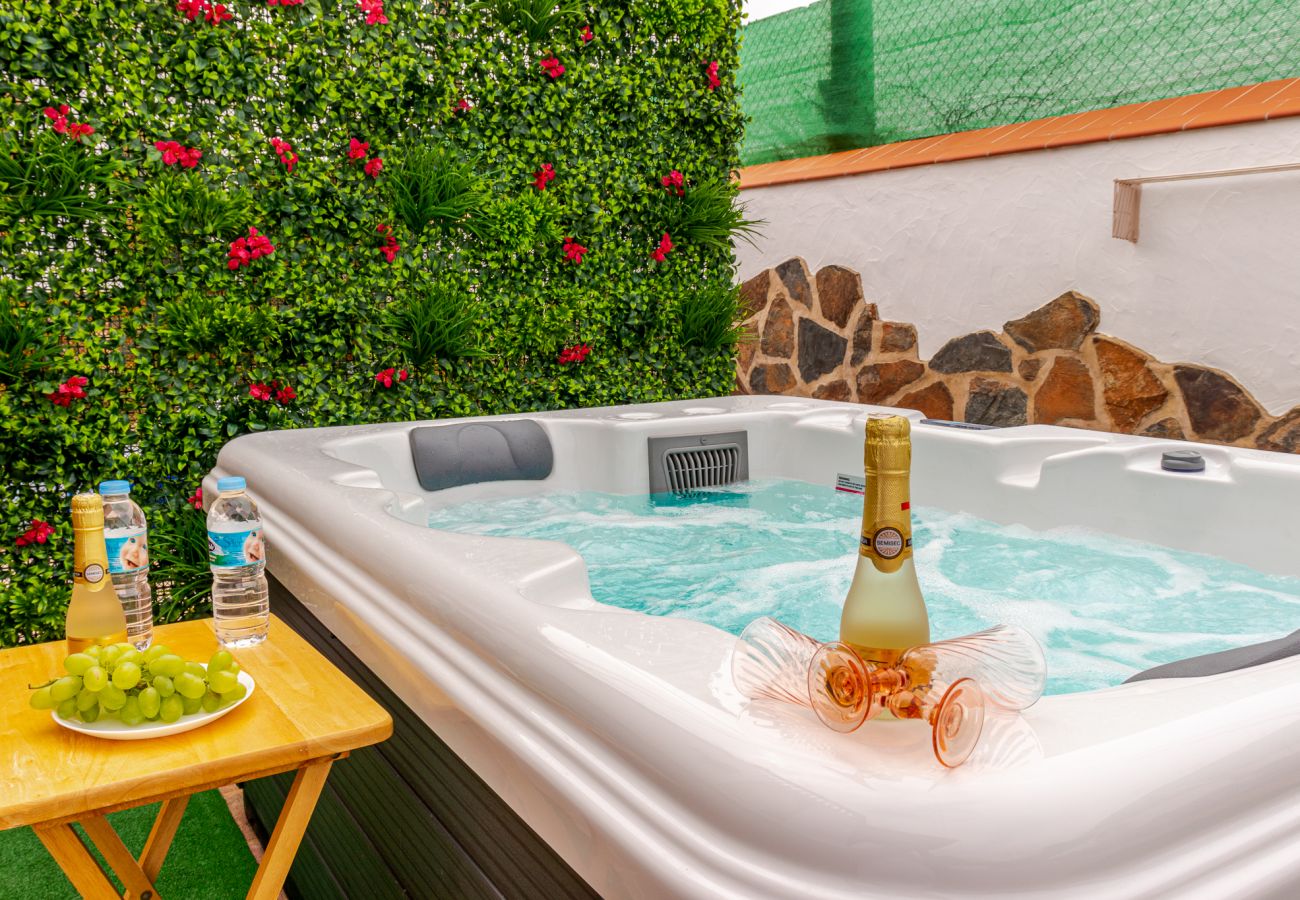 Ferienhaus in Moya - Mari House With Jacuzzi and BBQ by CanariasGetaway Ferienhaus in Moya - Mari House With Jacuzzi and BBQ by CanariasGetaway