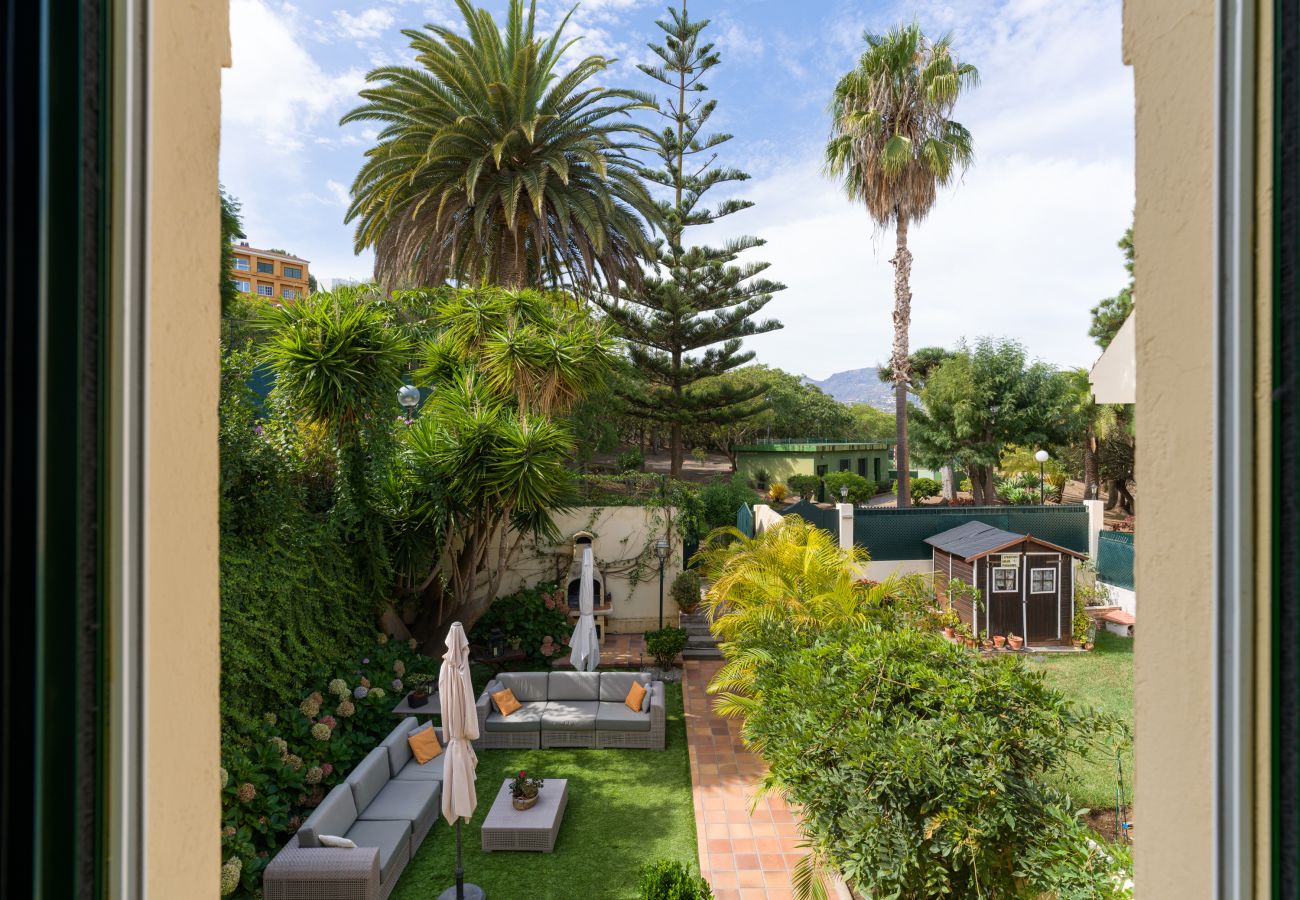 Ferienhaus in Santa Brígida - House with cozy garden BBQ 