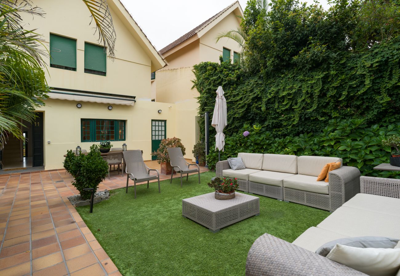 Ferienhaus in Santa Brígida - House with cozy garden BBQ 