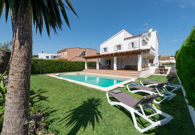 Villa in Alcúdia - Joana Barcares