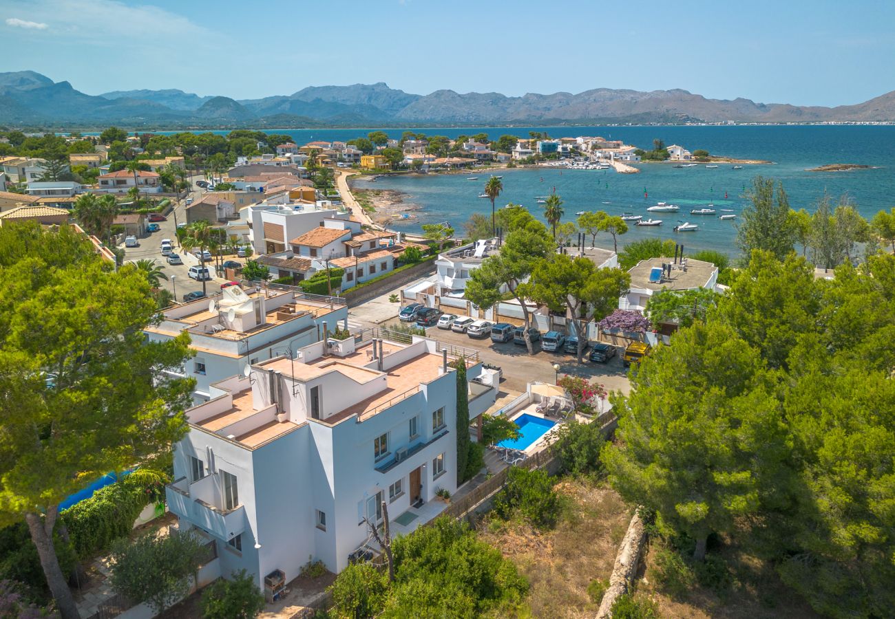 Villa in Alcudia - Villa Jazmin for 8 at the beach