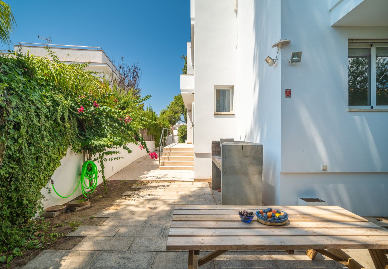 Villa in Alcudia - Villa Jazmin for 8 at the beach