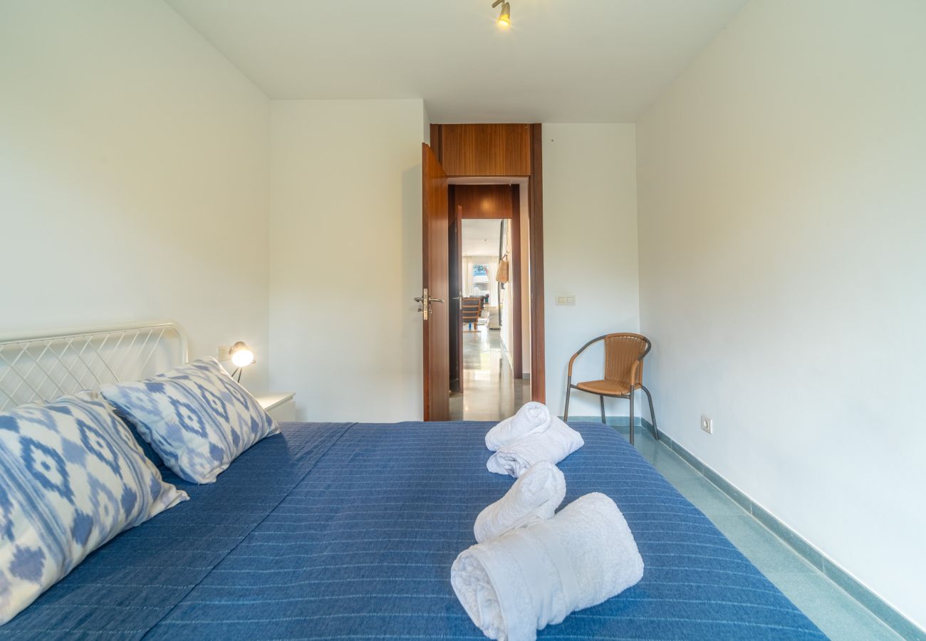 Villa in Alcudia - Villa Jazmin for 8 at the beach