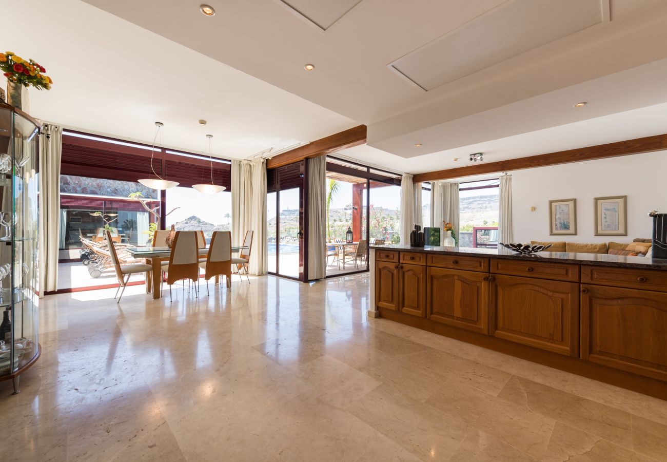 Chalet in Mogán - Private heated pool in quiet surroundings and sea views at the golf course