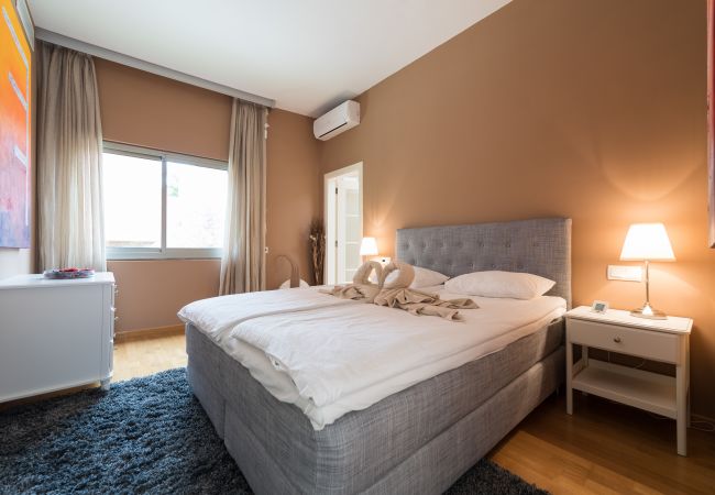 Ferienhaus in Mogán - Incredible 5 suite bedrooms Villa with private pool and views of the golf course and the sea Ferienhaus in Mogán - Incredible 5 suite bedrooms Villa with private pool and views of the golf course and the sea