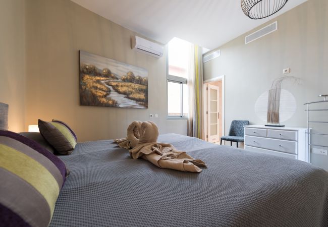Ferienhaus in Mogán - Incredible 5 suite bedrooms Villa with private pool and views of the golf course and the sea Ferienhaus in Mogán - Incredible 5 suite bedrooms Villa with private pool and views of the golf course and the sea