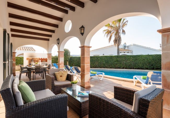 Villa in Cap d´Artruix - Fucsia Villa Menorca Villa in Cap d´Artruix - Fucsia Villa Menorca