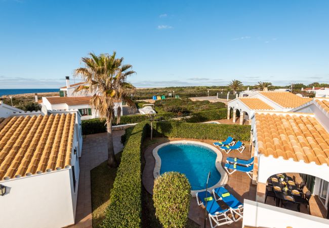 Villa in Cap d´Artruix - Fucsia Villa Menorca Villa in Cap d´Artruix - Fucsia Villa Menorca